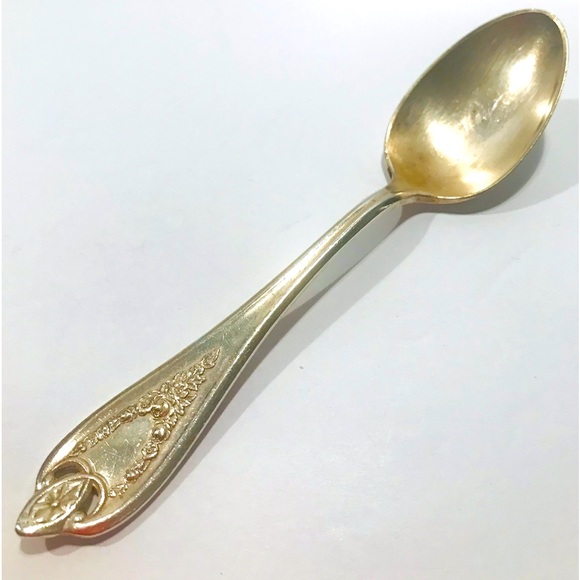 Old Colony by 1847 Rogers Bros. 1911 Coffee Spoon Silver Plated 5.25” - Picture 1 of 6